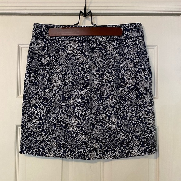 Vineyard Vines by Shep & Ian Blue Pineapple Print Skirt - Picture 4 of 5